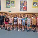 klasa 1b w oczekiwaniu na nagrody
