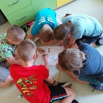 Uczniowie tworzą plan osady