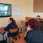 Uczniowie na prelekcji