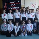 Klasa 2d na akcji Szkoła do Hymnu