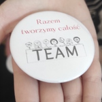 Przypinka Razem tworzymy cały zespół