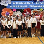 Zakończenie roku szkolnego - występ dzieci