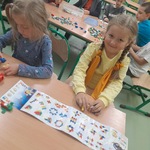Zajęcia konstrukcyjne w swietlicy1.JPG