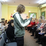 Spotkanie uczniów kl. 8c z seniorami w Domu Pomocy Społecznej