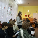 Integracyjne spotkanie uczniów klasy 8c z seniorami