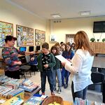 uczniowie losują i odpowiadają na pytania