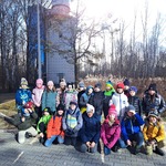 Klasa 3b przed planetarium